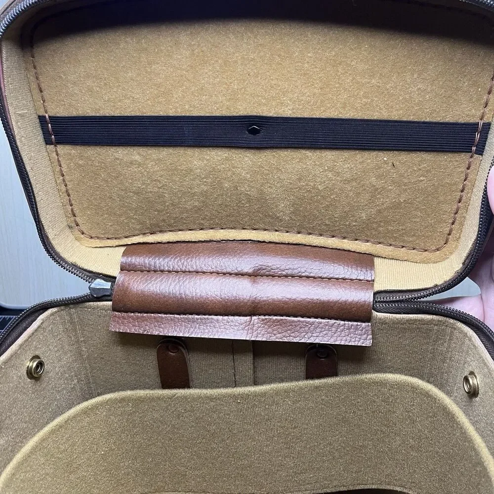 Vintage Hard Brown Leather Camera Case Shoulder Bag Made In USA #703